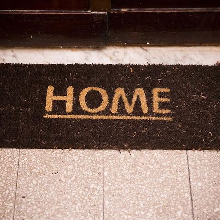 Testaccio Village Guesthouse Rome Bagian luar foto