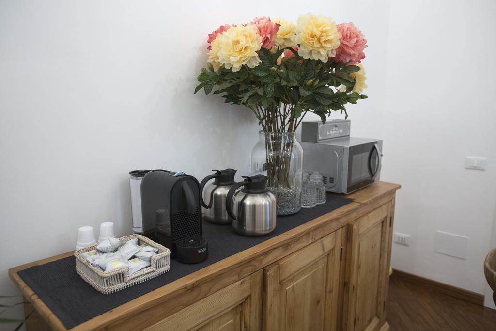 Testaccio Village Guesthouse Rome Bagian luar foto